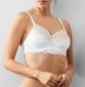 Amoena 44507 Karolina underwire bra white / light nude