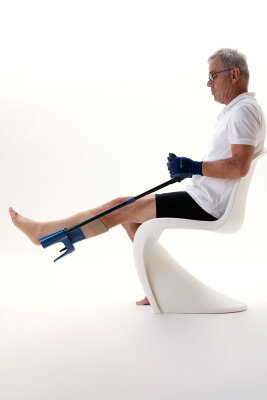 Sigvaris Melany donning and doffing aid