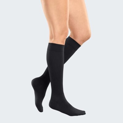 medi mediven angio KKL 2 AD Kniestrümpfe kurz schwarz kleiner Fuß V